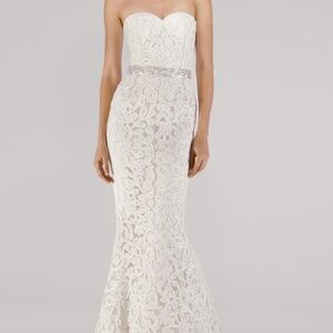 Oscar de la Renta Bridal Gown